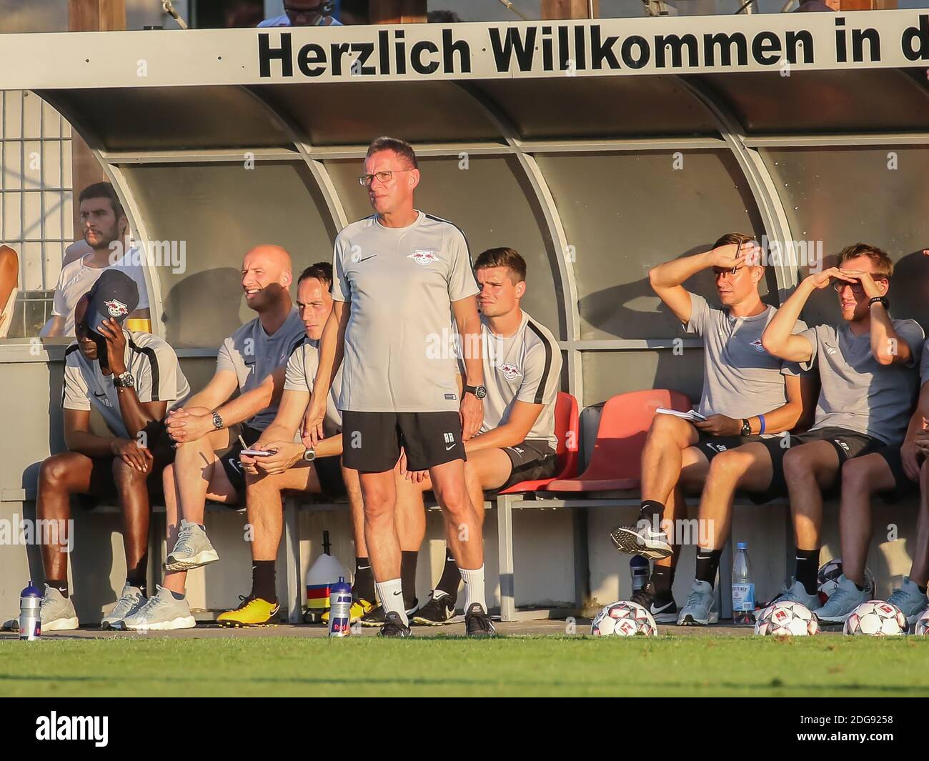 Head coach Ralf Rangnick (standing) with coaching staff (RB Leipzig Stock  Photo - Alamy