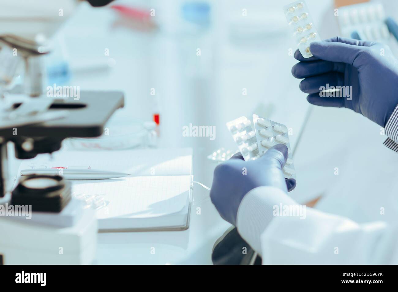 close up. scientists are testing a new drug Stock Photo - Alamy