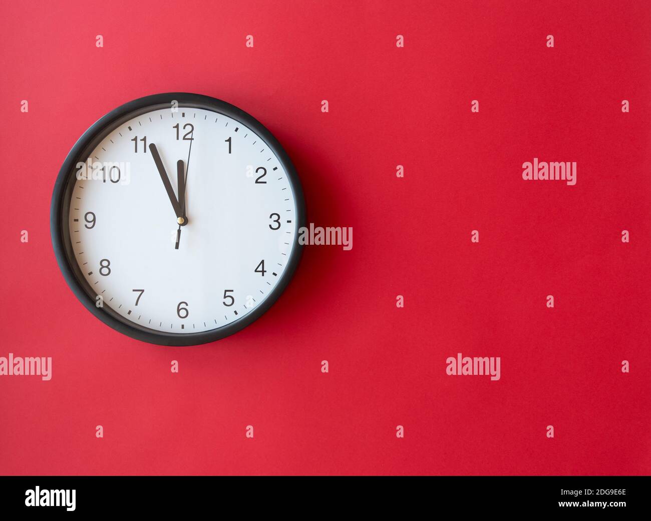 12 hour clock hires stock photography and images Alamy