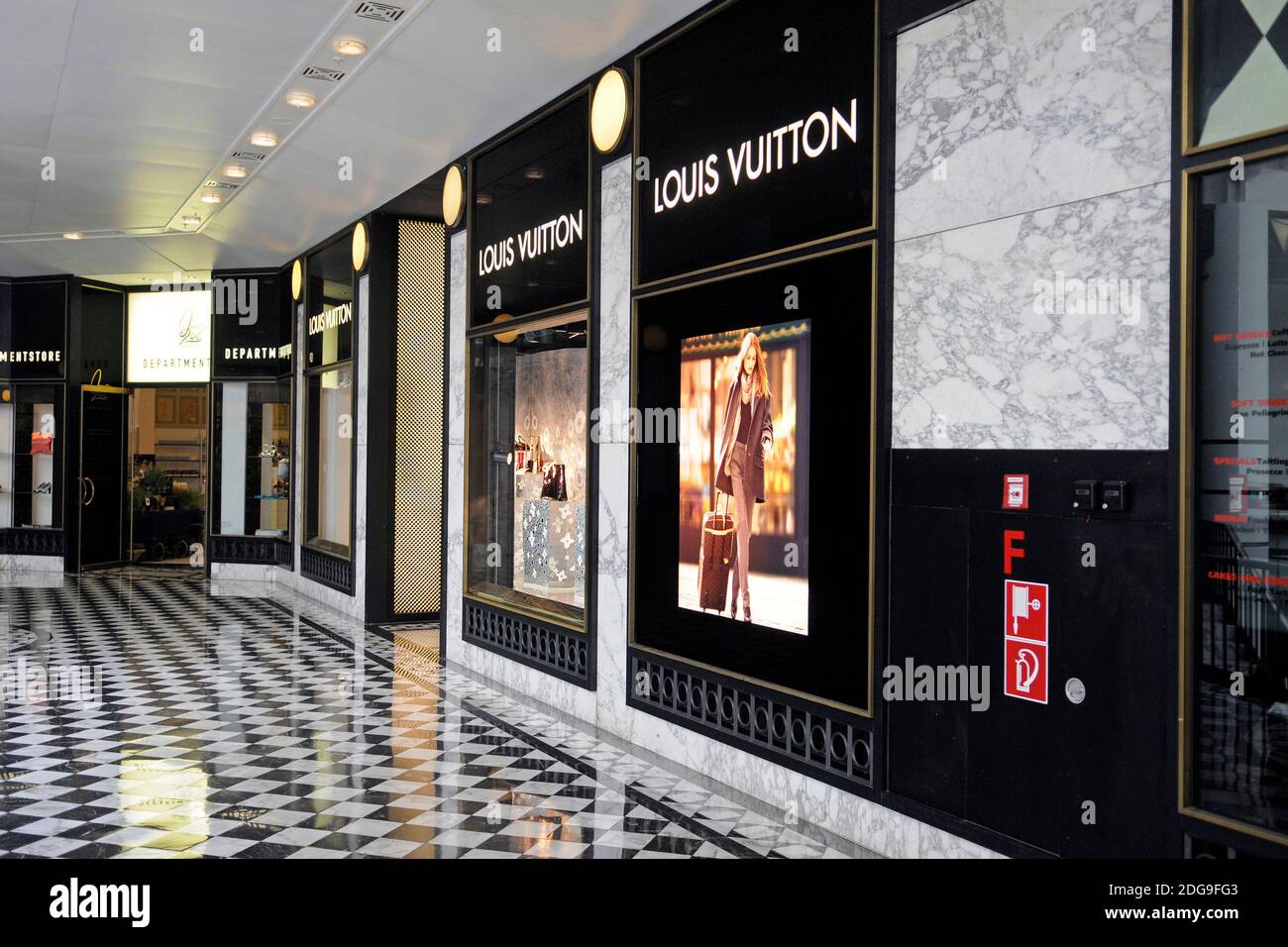 Louis Vuitton Laden in Berlin, Friedrichstr Stock Photo - Alamy