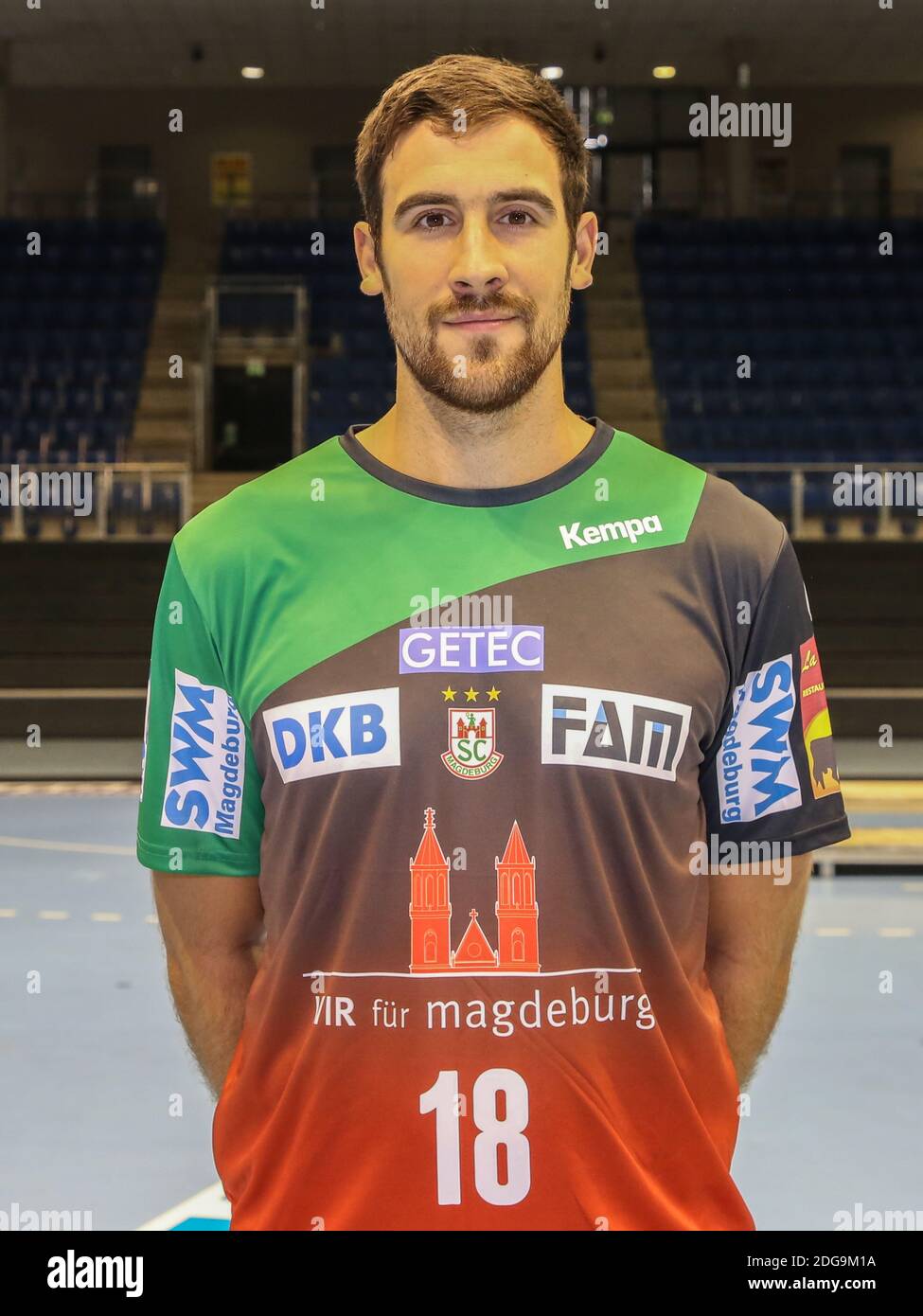 Spanischer handballer carlos molina cosano hi-res stock photography and ...