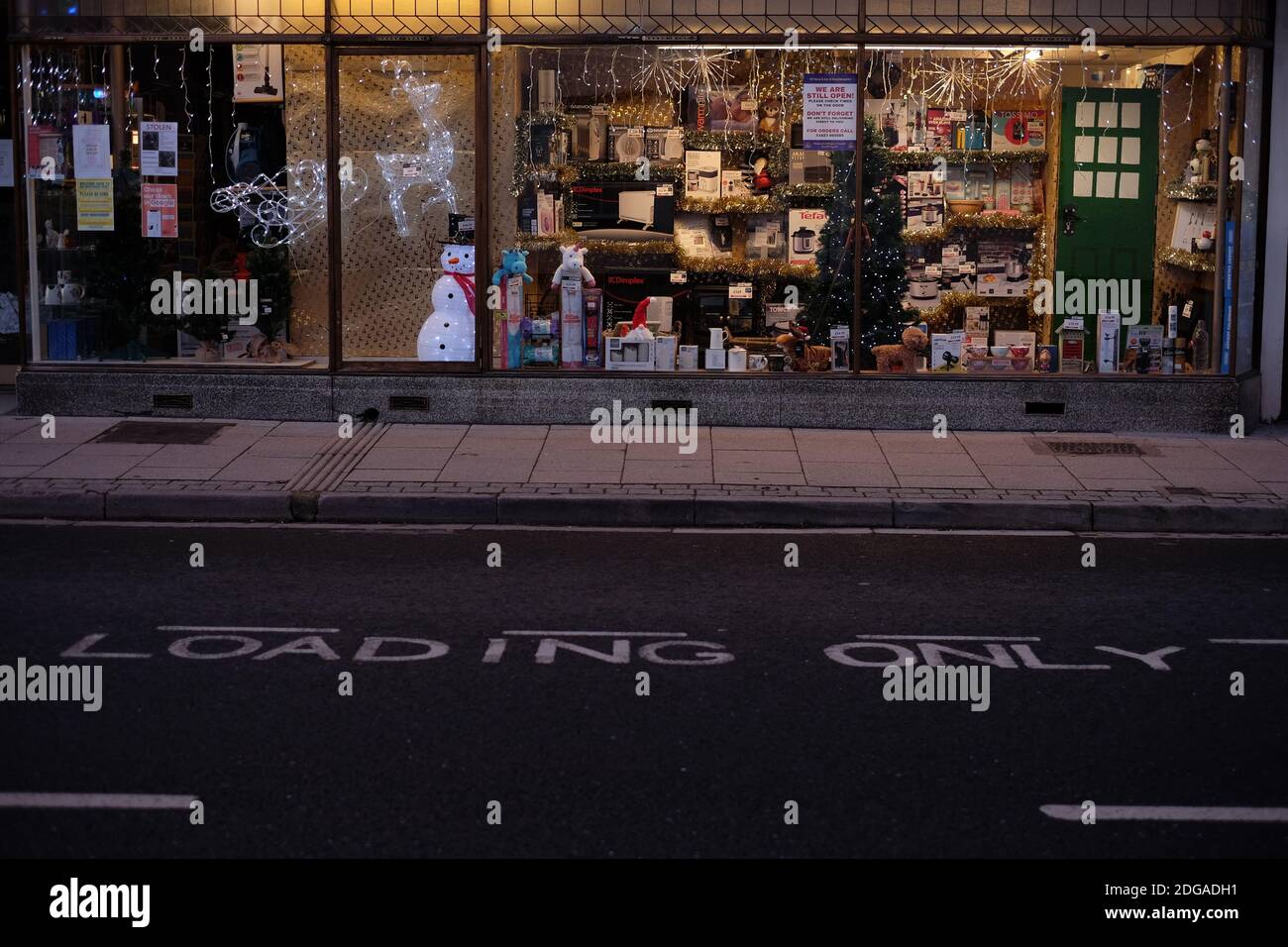 Hardware store shop window hires stock photography and images Alamy