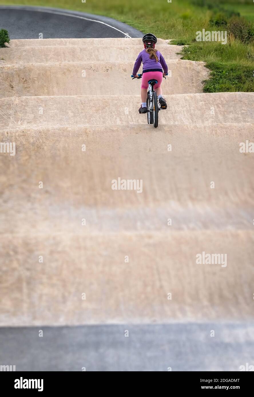 road bike with training wheels