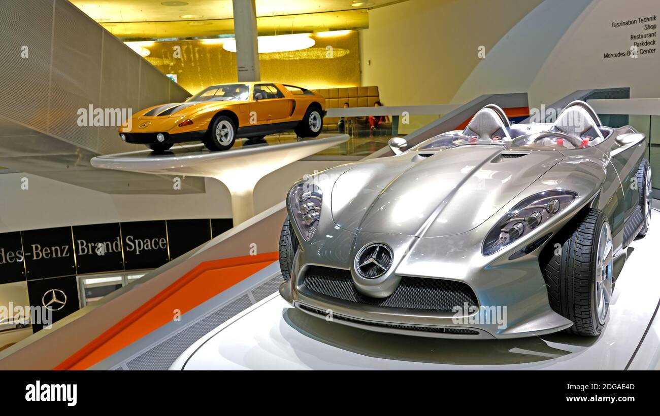 Mercedes Benz F400 Carving