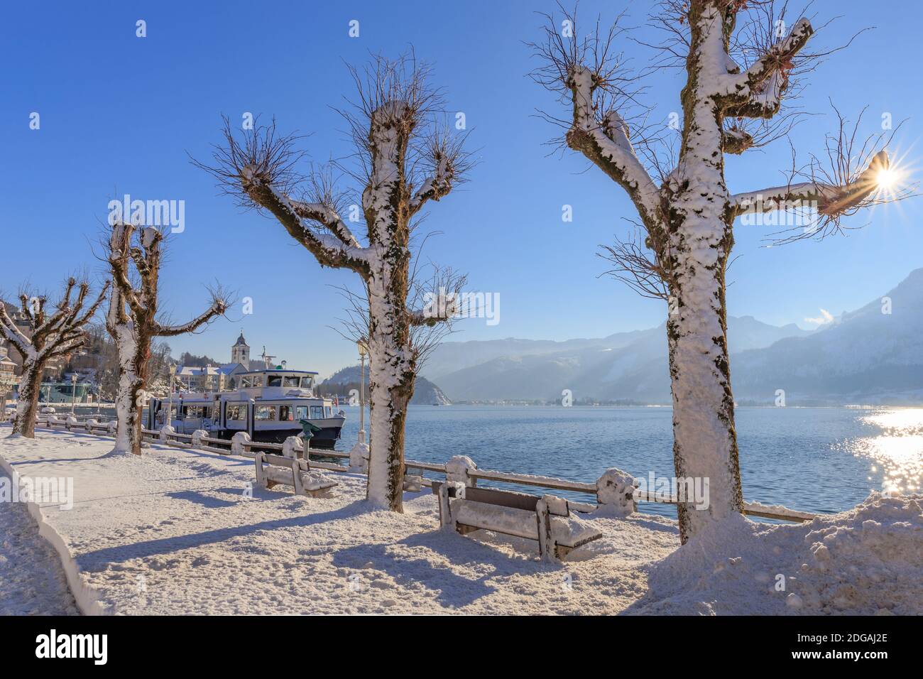 Winter at the Wolfgangsee in the Salzkammergut Stock Photo