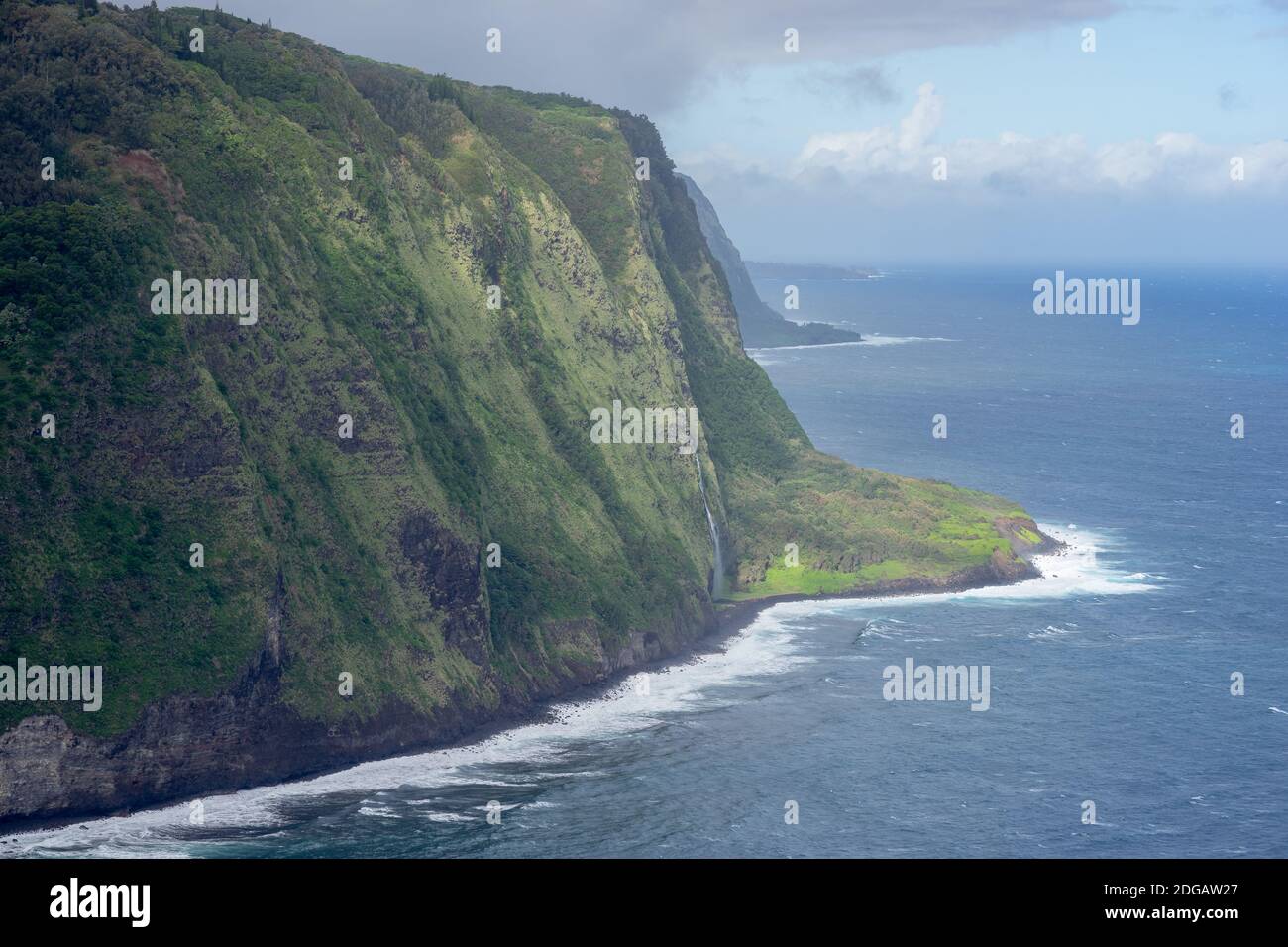 Cliffs north of Waipio valley, viewed from above on partially cloudy day - Hawaii island, Hawaii, USA Stock Photo