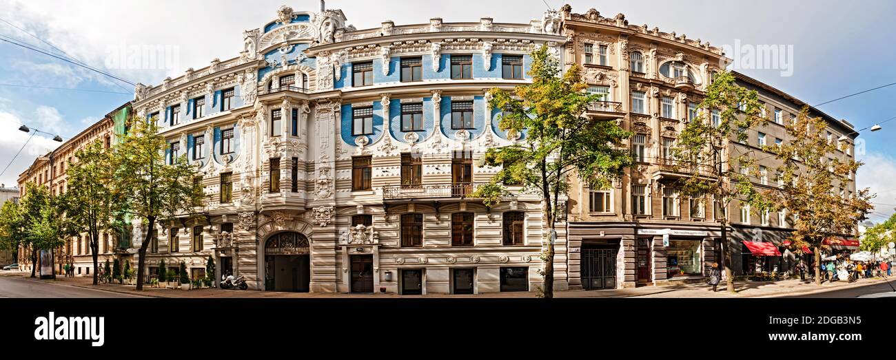 The facade of a building hi-res stock photography and images - Alamy