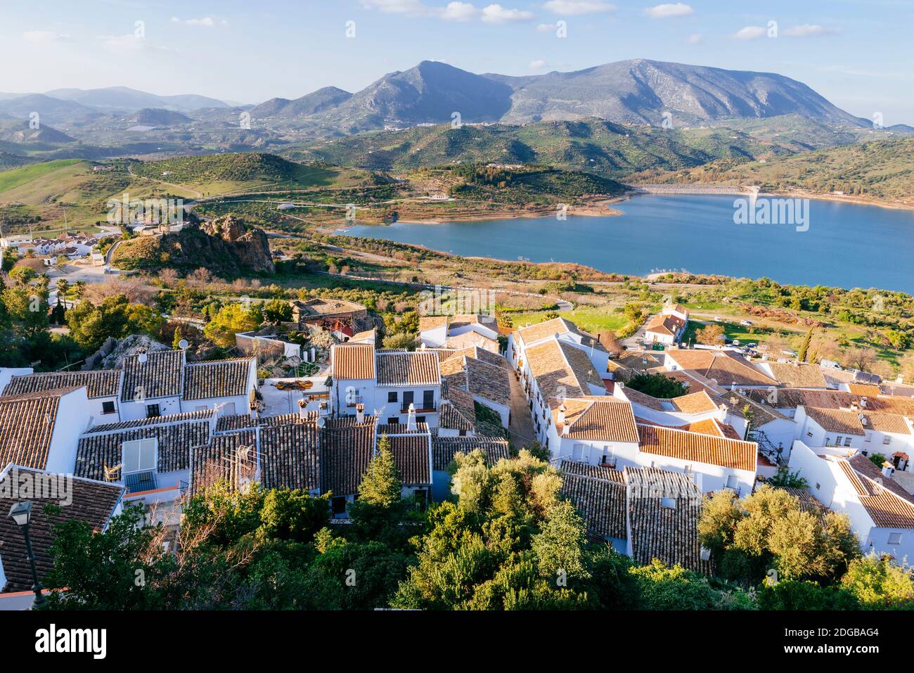 Scenic sight in Zahara de la Sierra and Zahara-El Gastor Reservoir ...