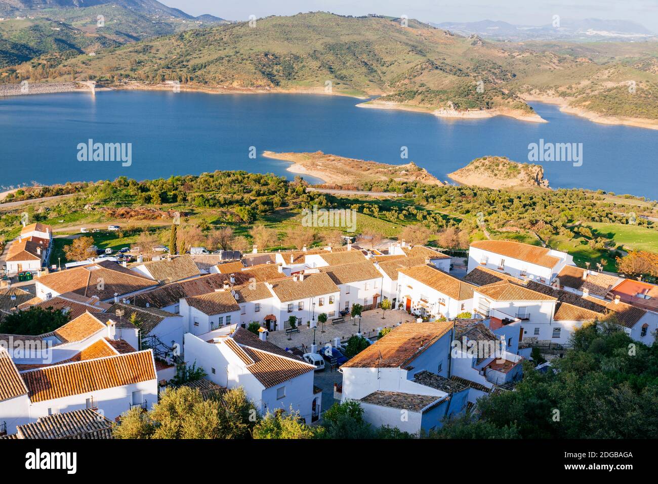 Scenic sight in Zahara de la Sierra and Zahara-El Gastor Reservoir ...