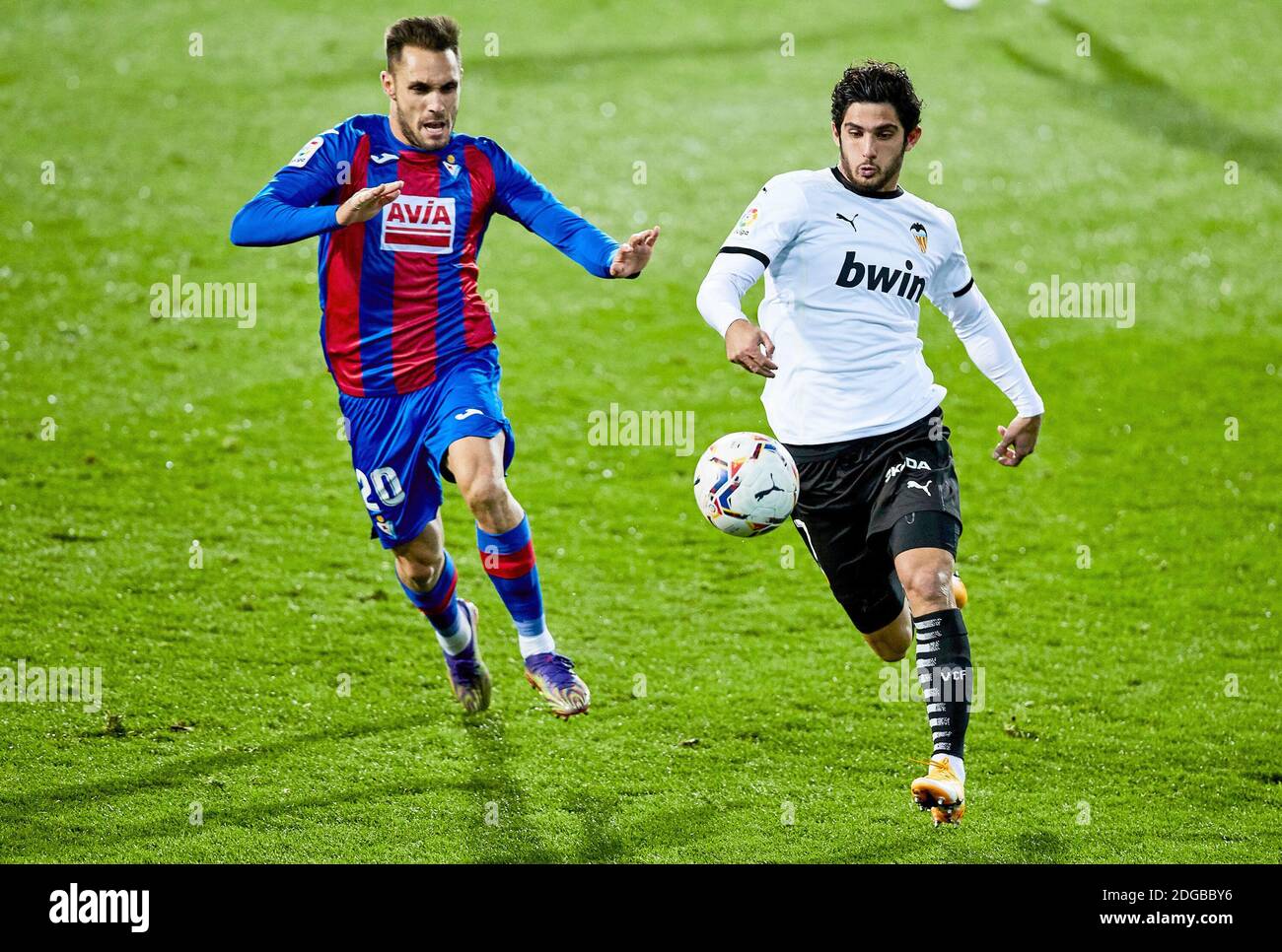 Goncalo Guedes of Valencia CF and Rober Correa of SD Eibar during the Spanish championship La Liga football match between SD E / LM Stock Photo