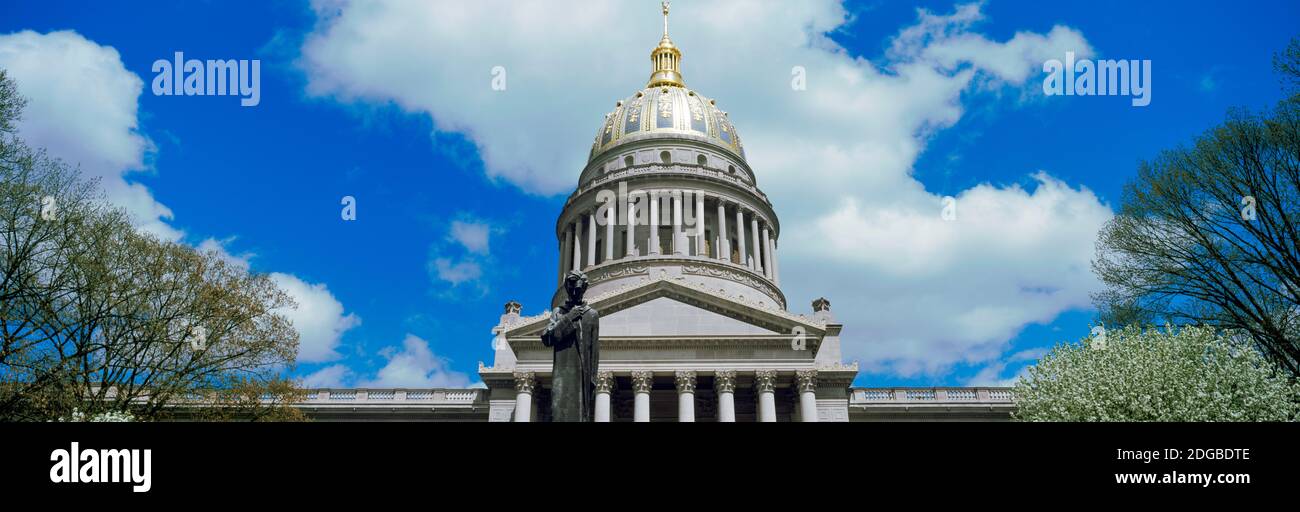 Low angle view of government building, West Virginia State Capitol, Charleston, Kanawha County, West Virginia, USA Stock Photo