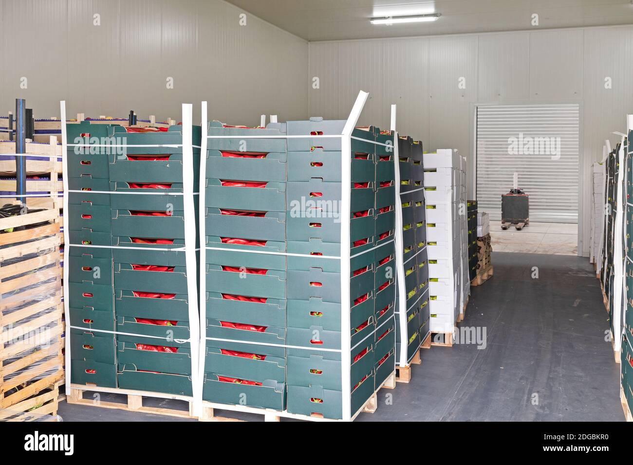 Crates of Produce at Pallets in Storage Warehouse Stock Photo Alamy