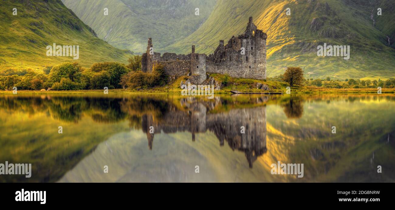 Kilchurn Castle reflection in Loch Awe, Argyll and Bute, Scottish Highlands, Scotland Stock Photo