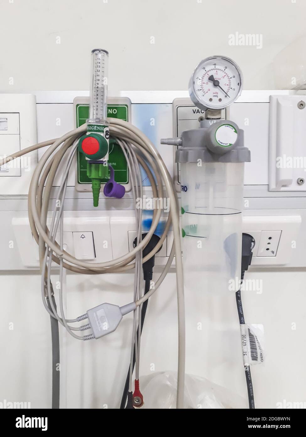 Medical Equipment at Hospital Emergency Room Stock Photo Alamy