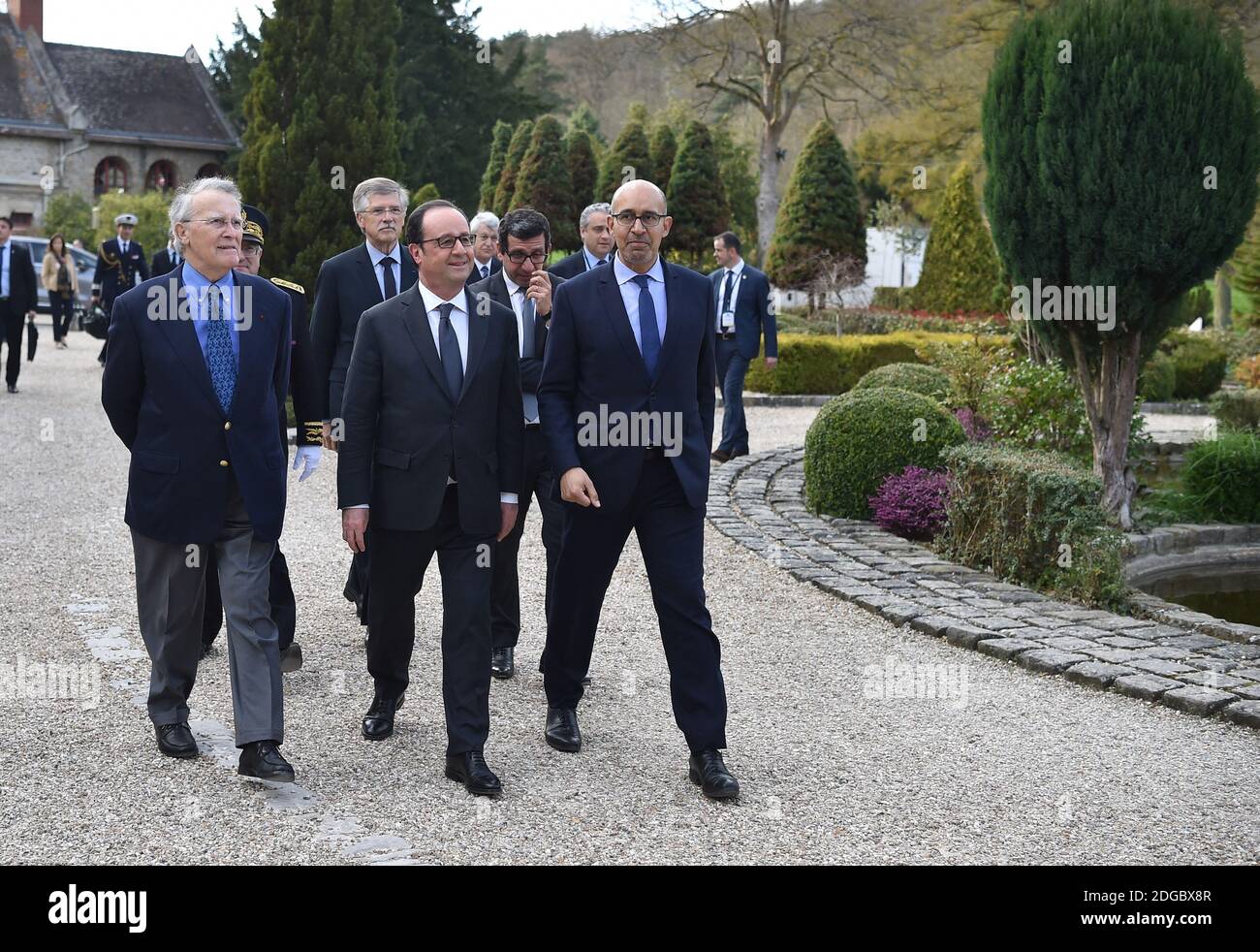 Jean-Jaures Foundation director-general Gilles Finchelstein, Jean-Jaures Foundation president Henri Nallet, French President Francois Hollande, French Secretary of State for European Affairs Harlem Desir during the 3rd session of the Initiative 'Think Tanks Tandem - Together for Europe' focused on the economic and monetary policy of the European Union and hosted by the Jean-Jaures Foundation at Abbaye des Vaux-de-Cernay, in Cernay-la-Ville, near Paris, France on March 31, 2017. Photo by Christian Liewig/ABACAPRESS.COM Stock Photo