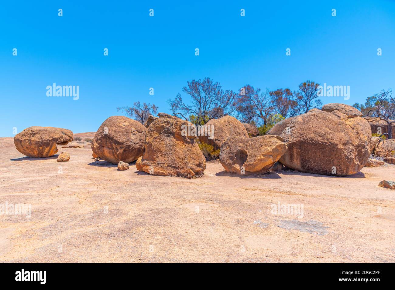 Landscape of Wave rock wildlife park in Australia Stock Photo - Alamy