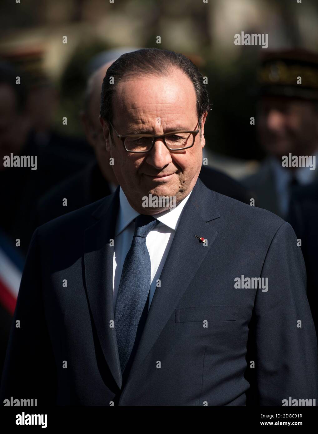 Portrait French President Francois Hollande inaugurates a memorial in honor of French soldiers killed in foreign military operations (OPEX), at Parc Andre Citroen in Paris, France on April 18, 2017. Photo by Eliot Blondet/ABACARESS.COM Stock Photo