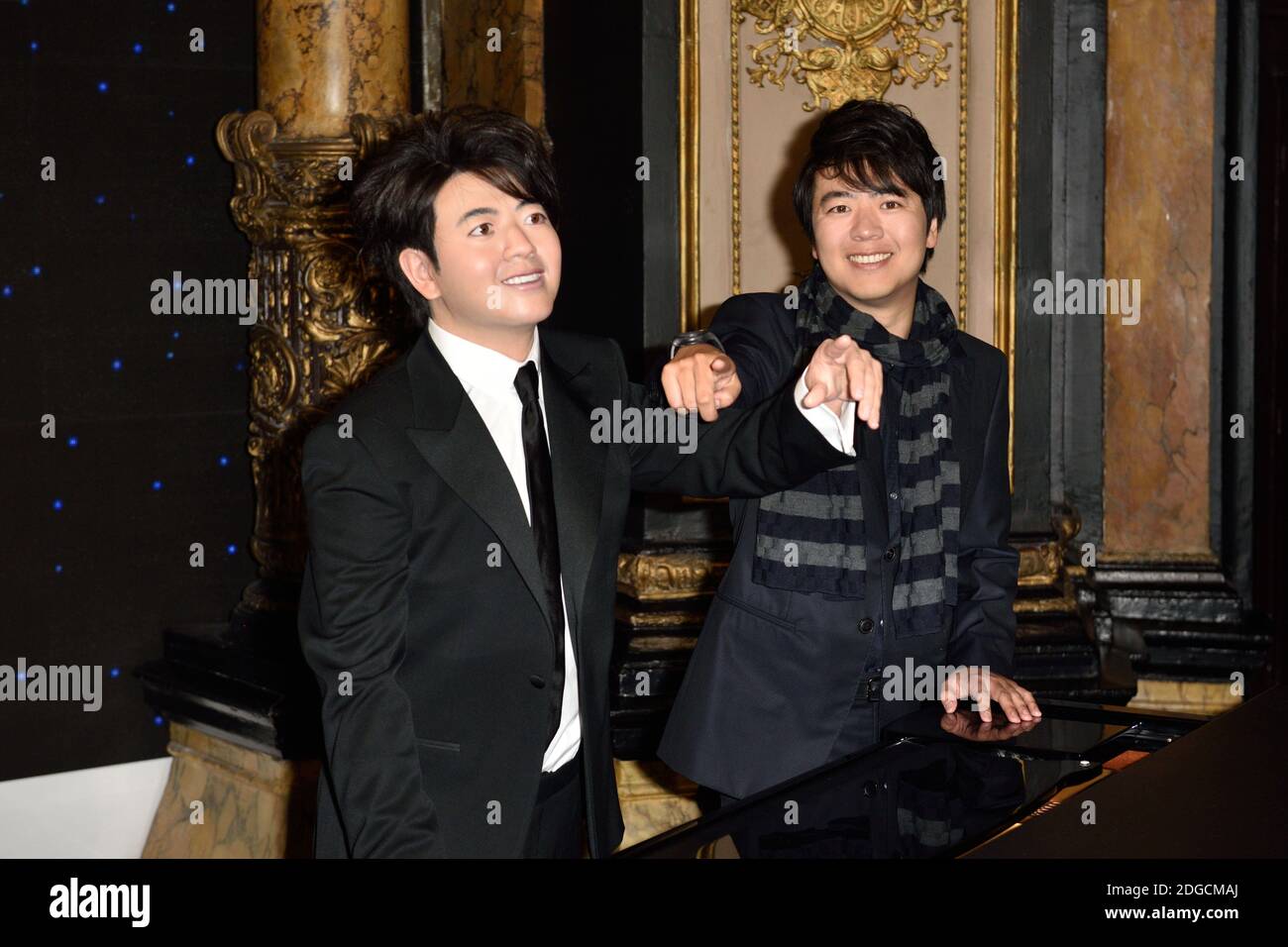 Lang Lang posing with his Wax Figure and Eve Ruggieri at Musee Grevin ...