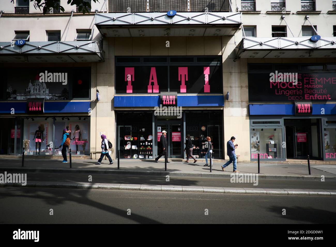 Boulevard Barbes High Resolution Stock Photography and Images - Alamy
