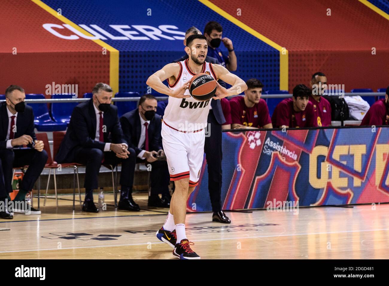 Kostas Papanikolaou of Olympiacos Piraeus during the Turkish Airlines EuroLeague  basketball match between Fc Barcelona and Oly / LM Stock Photo - Alamy
