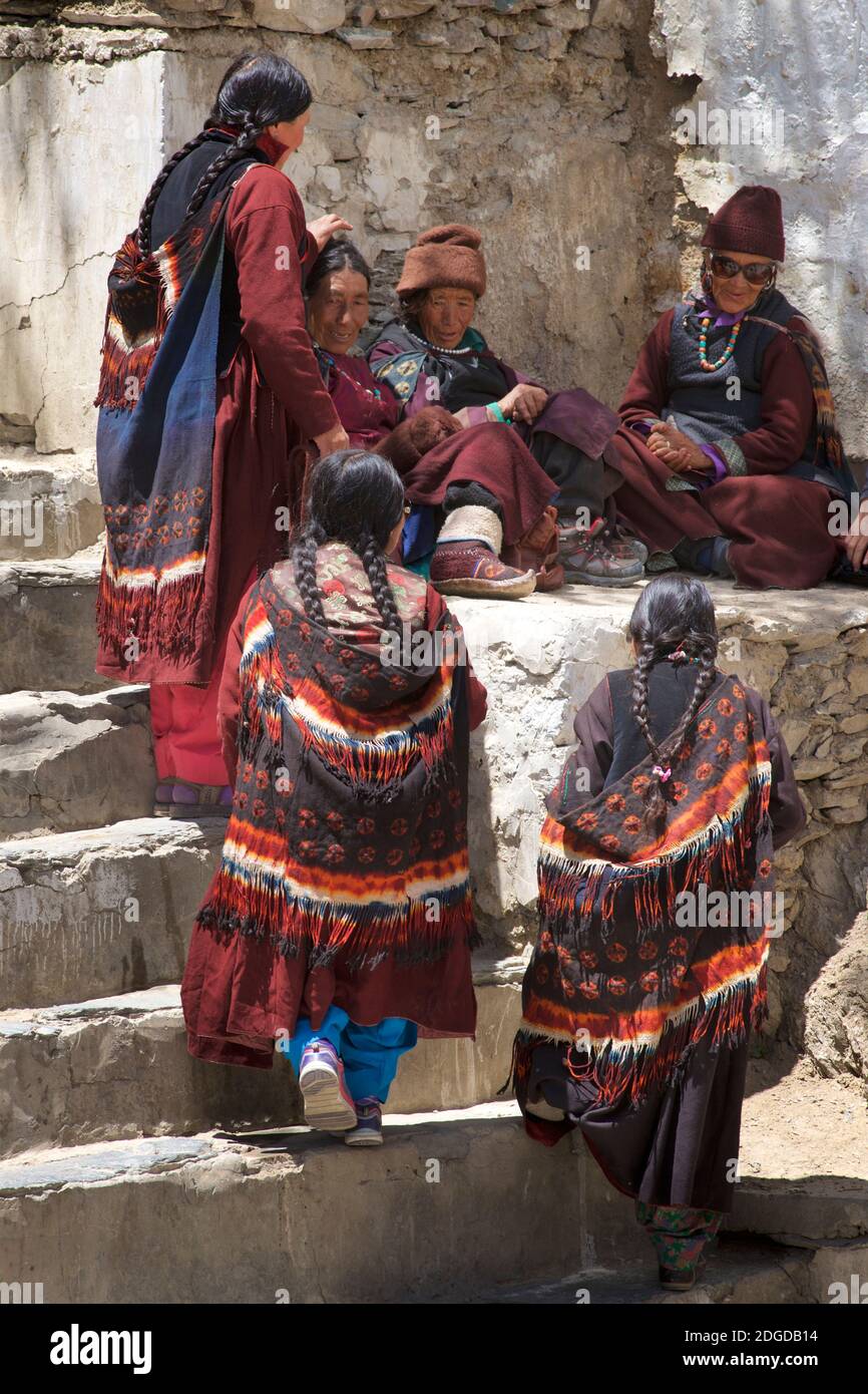 Ladakhi women in traditional dress, including tiedyed woollen shawls