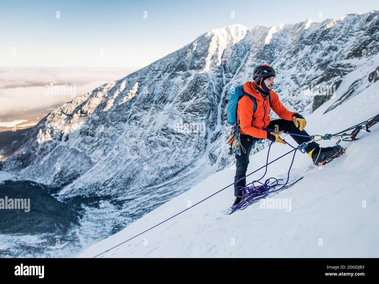 Expedition climber hi-res stock photography and images - Alamy