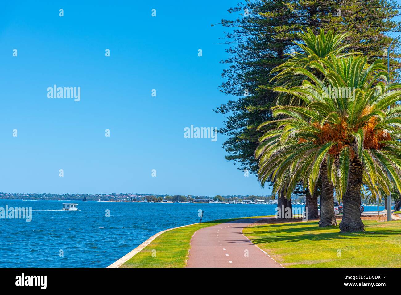 Riverside promenade of Swan river in Perth, Australia Stock Photo Alamy