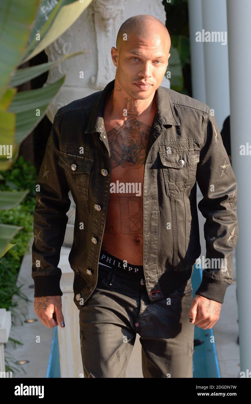 Jeremy Meeks walking the runway for the Philipp Plein Cruise Show 2018 ...