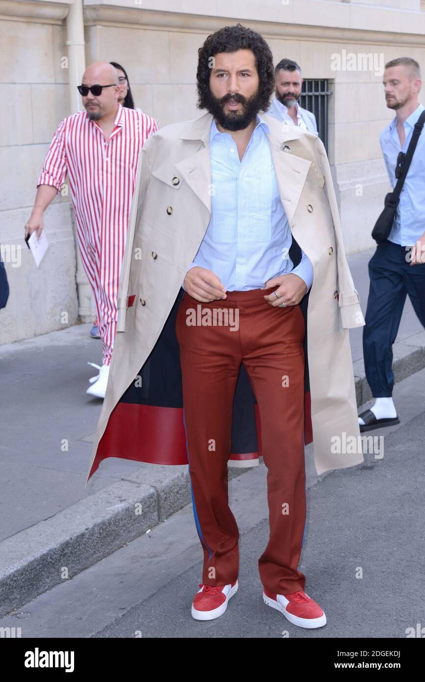 Francesco Scianna arriving at the Valentino show during the Paris Men's  fashion Week Spring Summer 2018, in Paris, France on june 21, 2017. Photo  by Aurore Marechal/ABACAPRESS.COM Stock Photo - Alamy