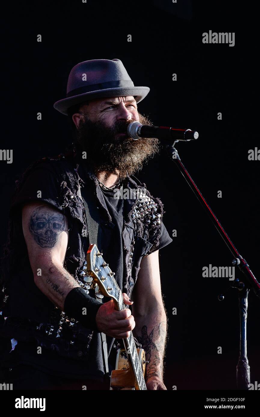 Rancid performing live on stage during Southside Festival in Neuhausen ...