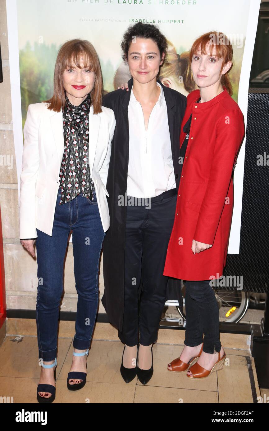 Isabelle Huppert, Laura Schroeder et Lolita Chammah lors de la Premiere de  'Barrage', au MK2 Odeon a Paris, France, le 29 Juin 2017. Photo by Jerome  Domine/ABACAPRESS.COM Stock Photo - Alamy