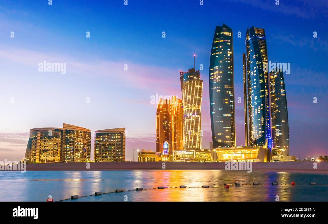 Abu Dhabi Corniche High Resolution Stock Photography and Images - Alamy