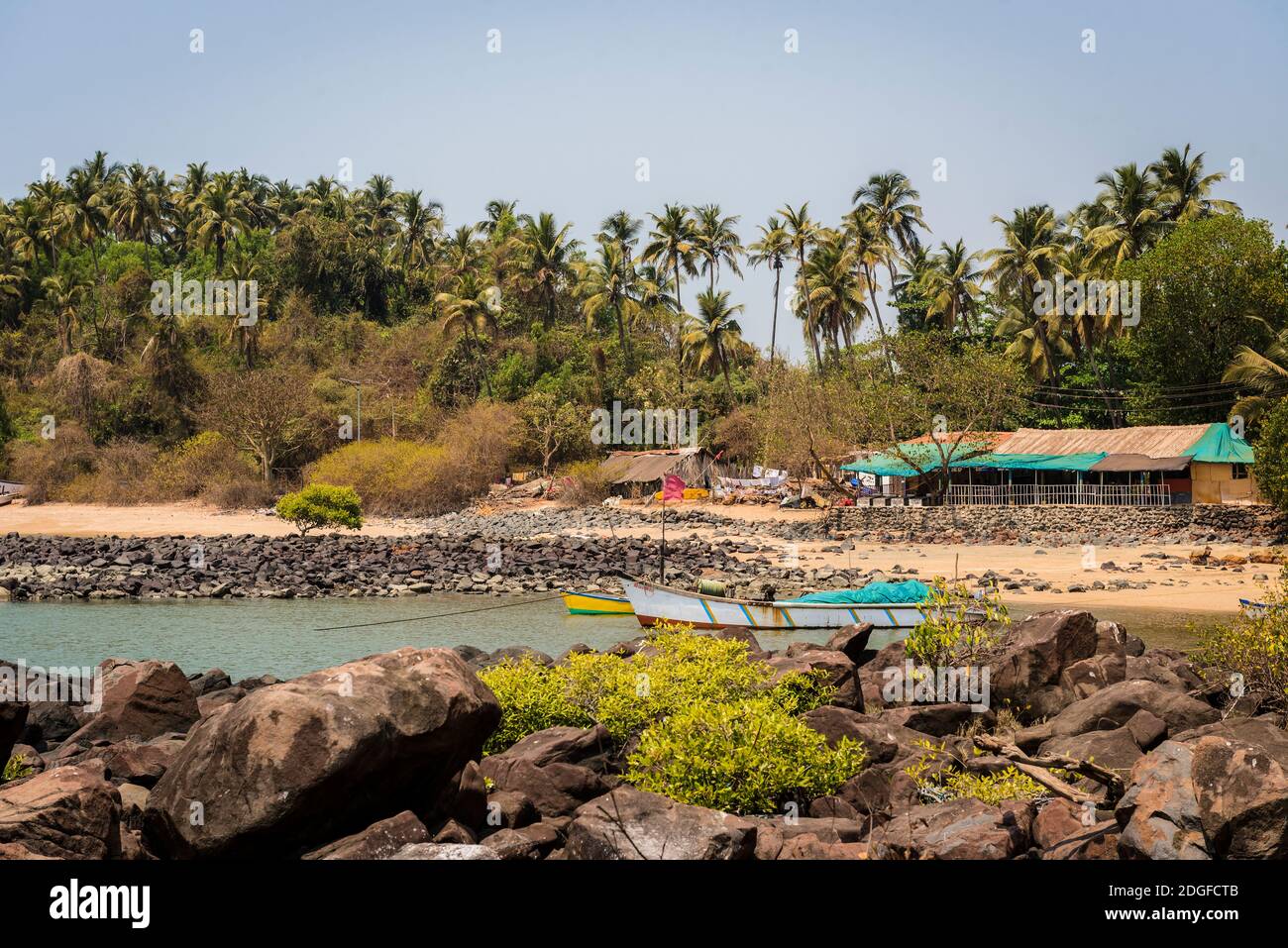 Fishing village boat goa india hi-res stock photography and images - Alamy
