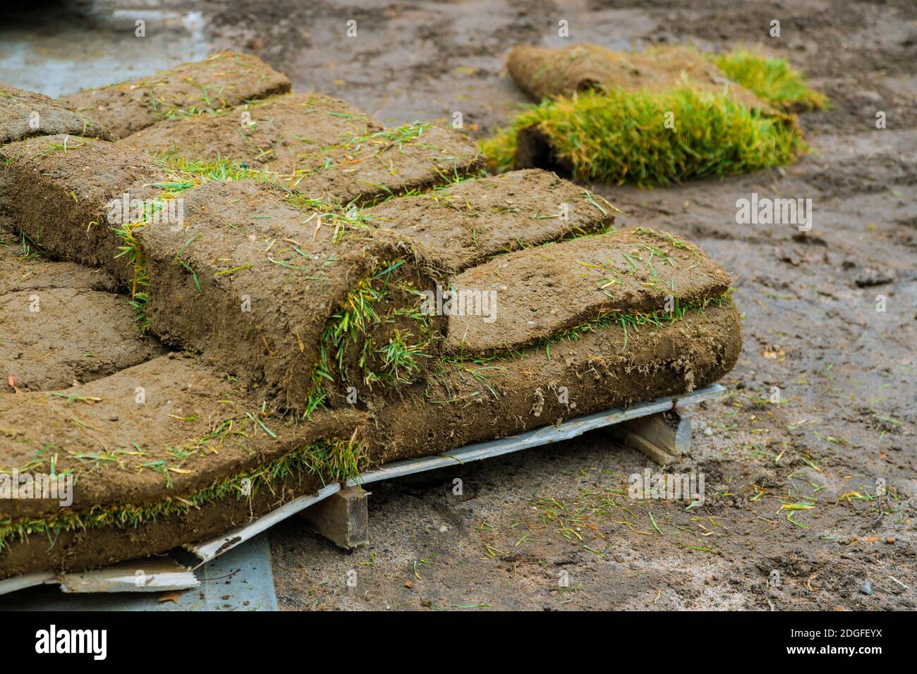 Stacking pallets hi-res stock photography and images - Alamy