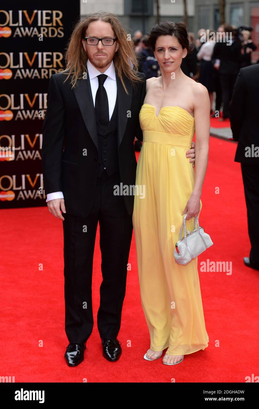Tim Minchin his wife Sarah at the Olivier 2013, Royal Opera House, Garden, London Stock Photo - Alamy