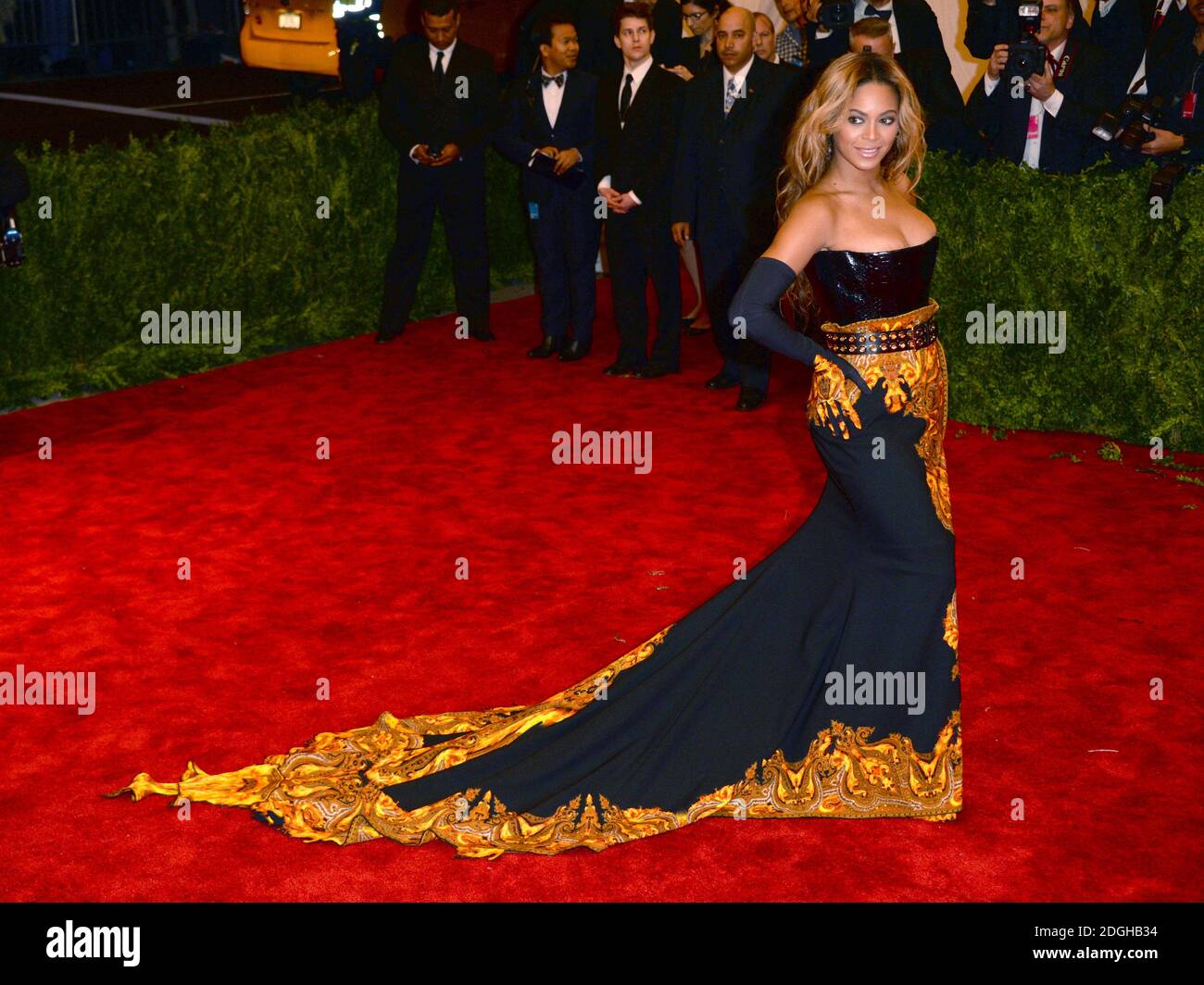 Beyonce knowles punk hi-res stock photography and images - Alamy