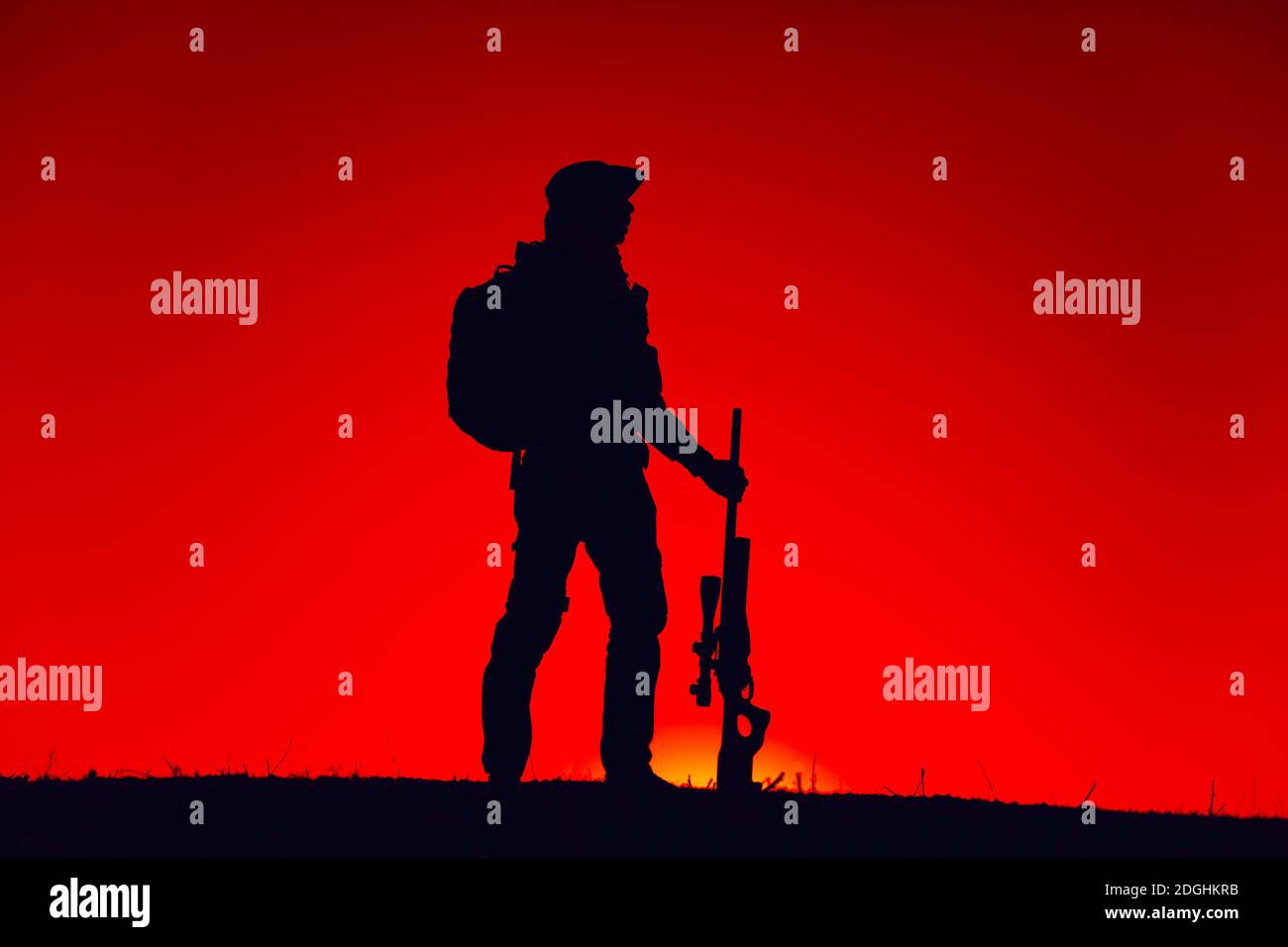 Sniper silhouette hi-res stock photography and images - Alamy