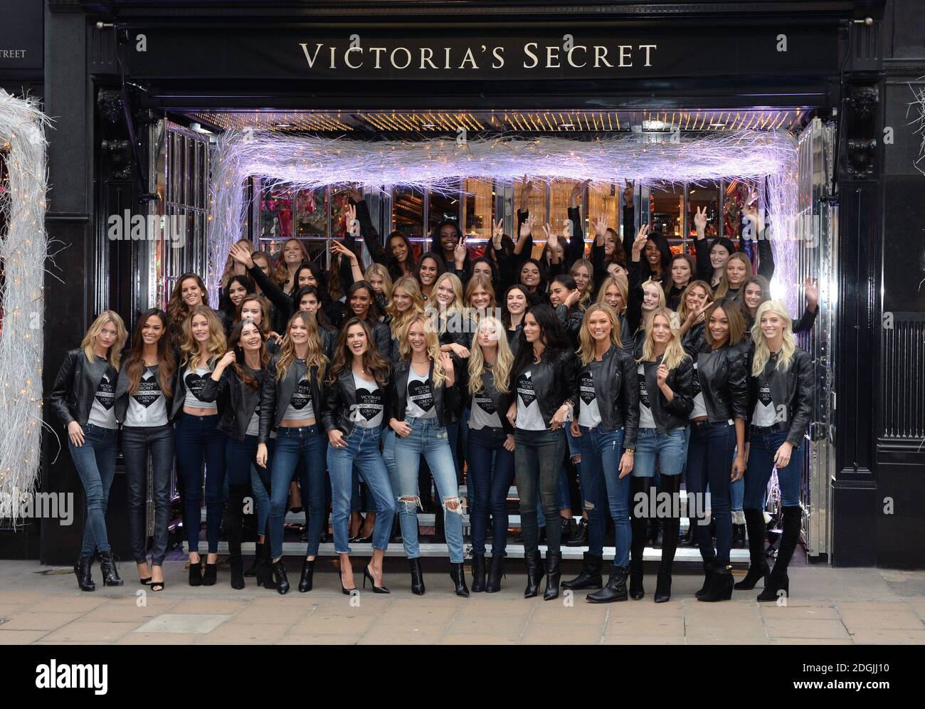 Victorias Secret models Behati Prinsloo, Alessandra Ambrosoio, Karlie