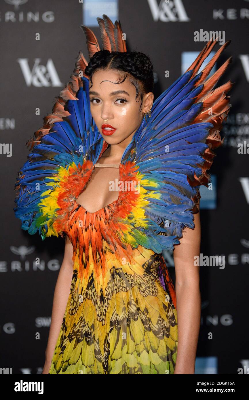 FKA Twigs arriving at the Alexander McQueen: Savage Beauty exhibition