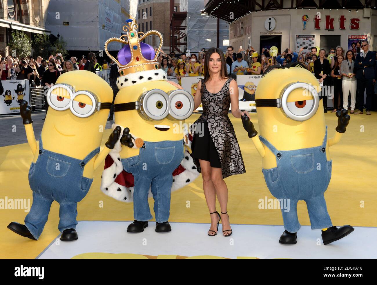 Sandra Bullock with Minions Bob, Kevin and Stuart attending the Minions UK Film Premiere held at the Odeon cinema Leicester Square, London    (Mandatory Credit: DOUG PETERS/ EMPICS Entertainment) Stock Photo