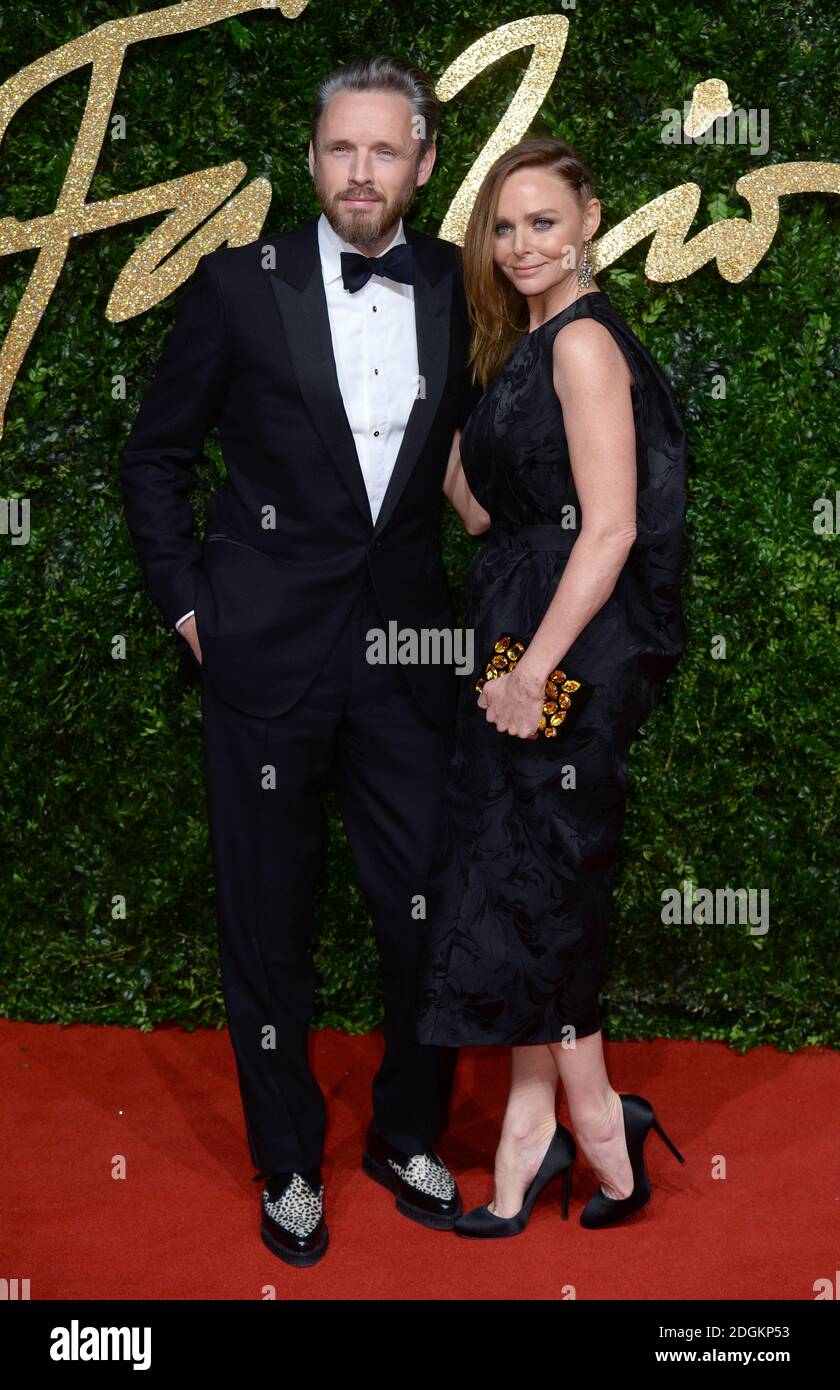 Stella McCartney and her husband Alasdhair Willis leaving Babbo restaurant  in Mayfair. London, England - 12.03.12 Stock Photo - Alamy