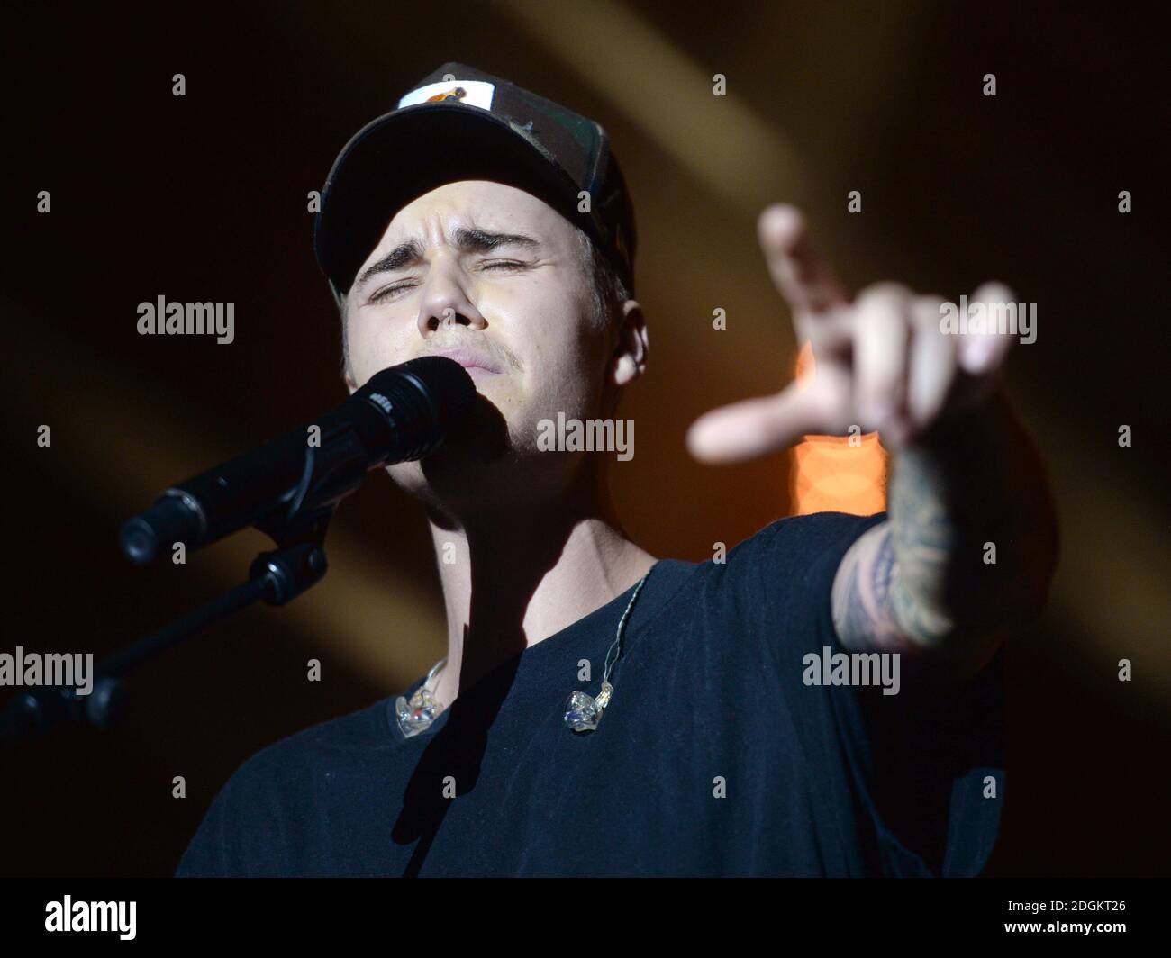 Justin Bieber - 'Where Are U Now?' (Live At Capital's Jingle Bell Ball  2015) - Capital
