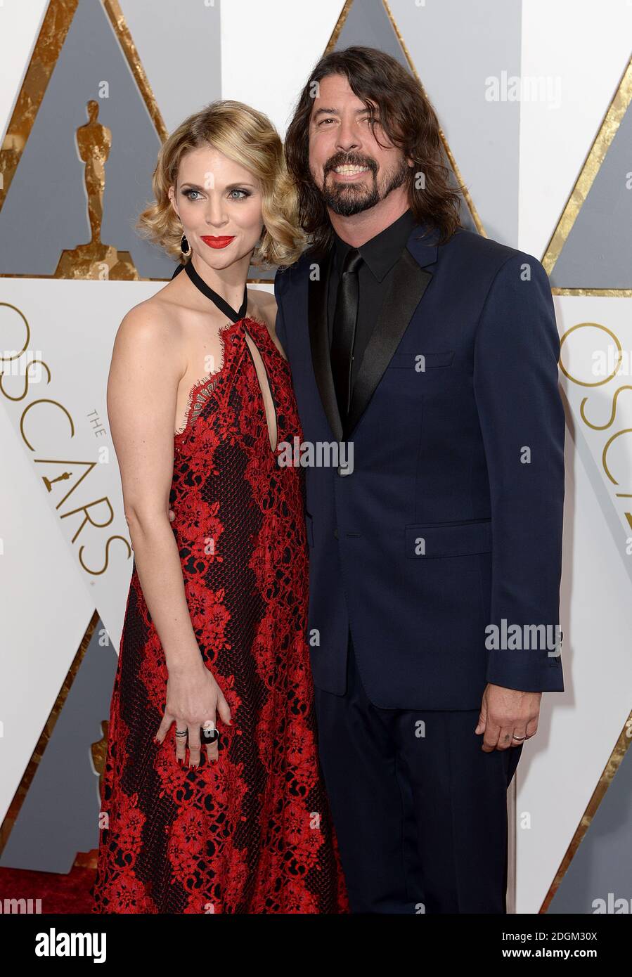 Dave Grohl and wife Jordyn Blum arriving at the 88th Academy Awards
