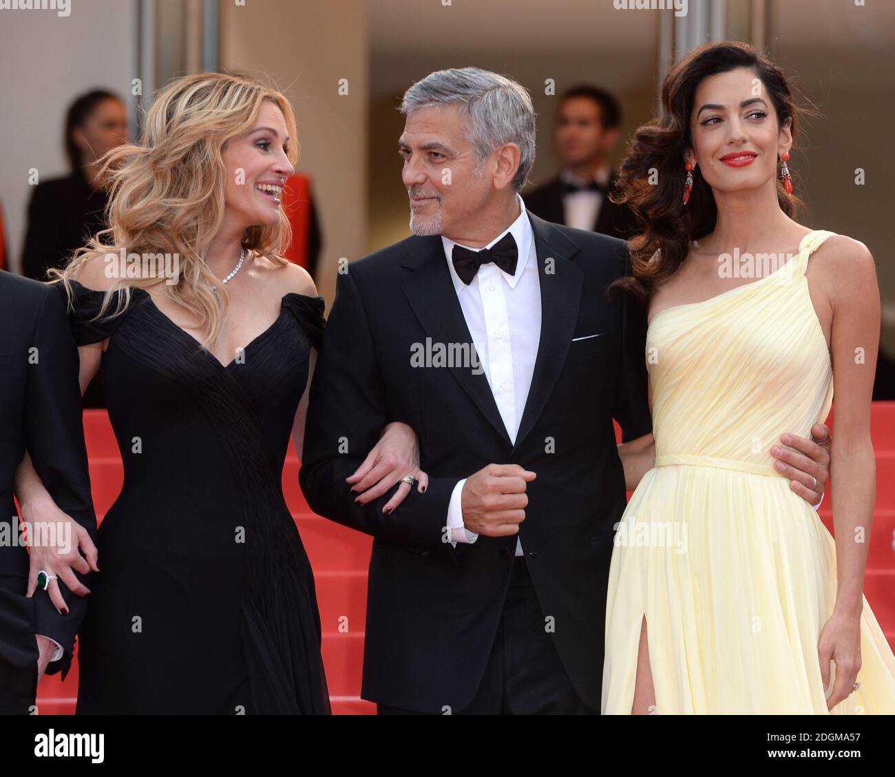 Julia Roberts, Clooney and Amal Clooney attending the Money(00)