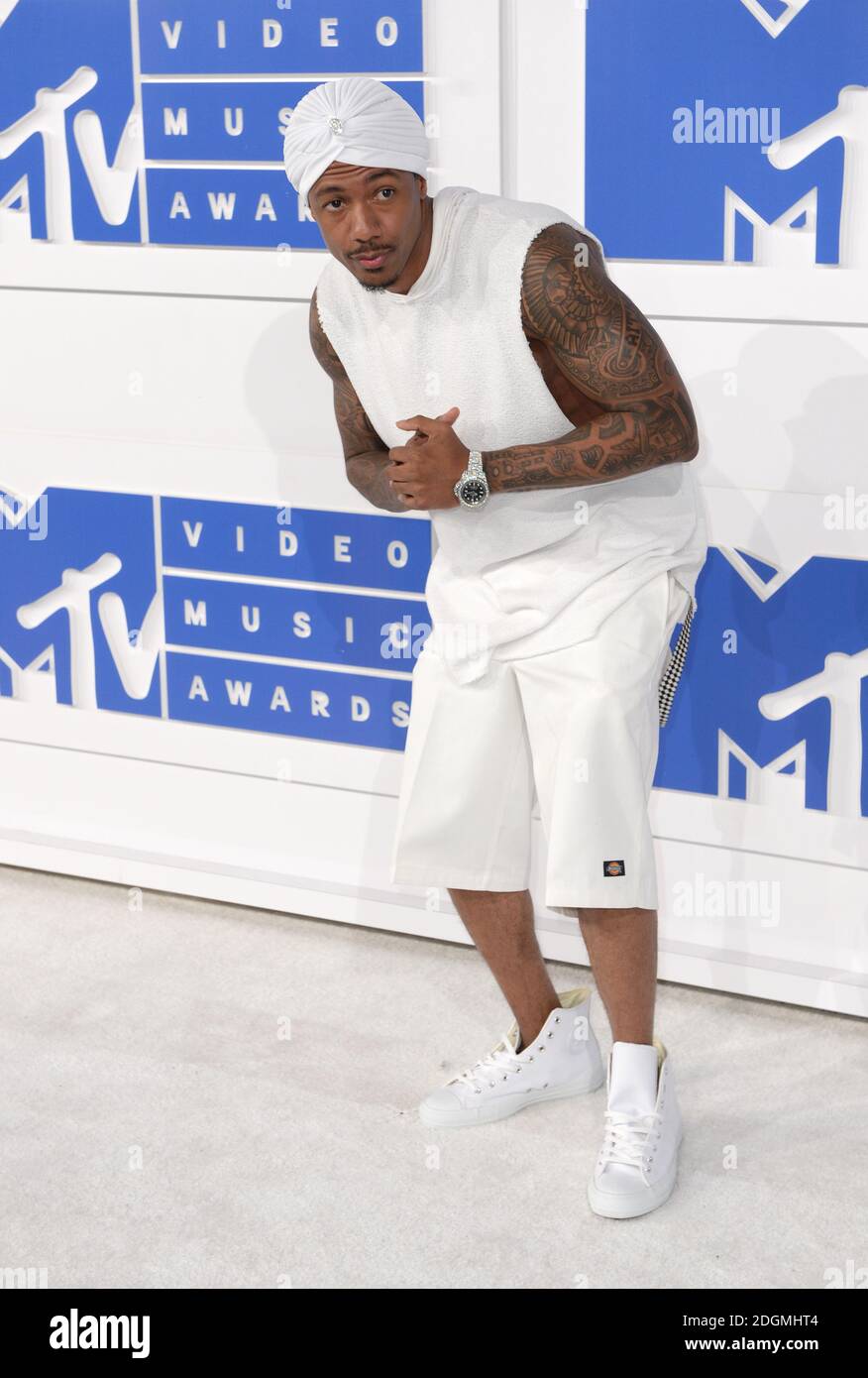 Nick Cannon arrives to the MTV Music Video Awards in Miami. August 28,  2005.CannonNick345 Red Carpet Event, Vertical, USA, Film Industry,  Celebrities, Photography, Bestof, Arts Culture and Entertainment, Topix  Celebrities fashion /