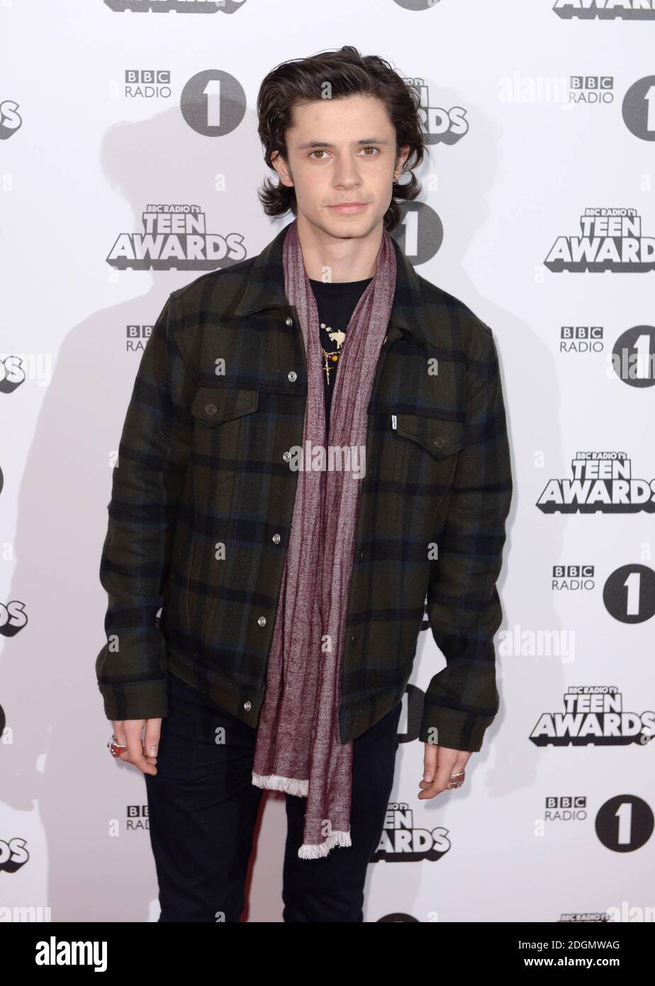 Cel Spellman arriving at the BBC Radio 1 Teen Awards, held at the SSE  Wembley Arena, London. Picture date: Sunday, 23 October, 2016. Photo credit  should: Doug PetersEMPICS Entertainment Stock Photo - Alamy