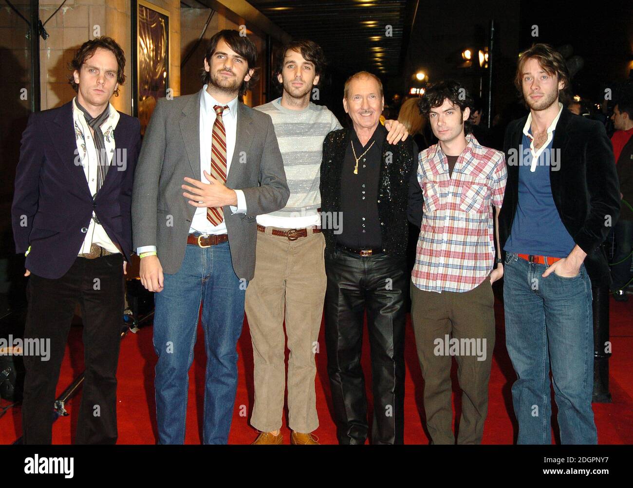 The Thrills and James Burton Elvis's guitarist  attending the  'UK Music Hall Of Fame final', the Channel 4 series looking at popular music from the 1950's to the 1990's, at the Hackney Empire, London.  Doug Peters/allactiondigital.com        Stock Photo