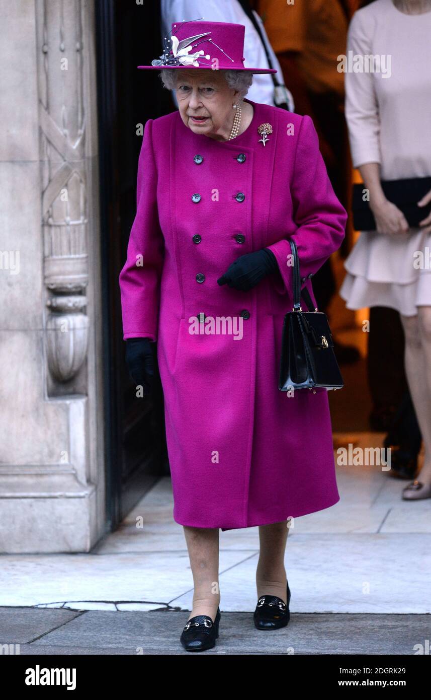 Queen Elizabeth II attends the reopening of The Sir Joseph Hotung Gallery at the British Museum, London. Picture credit should read: Doug Peters/EMPICS Entertainment Stock Photo