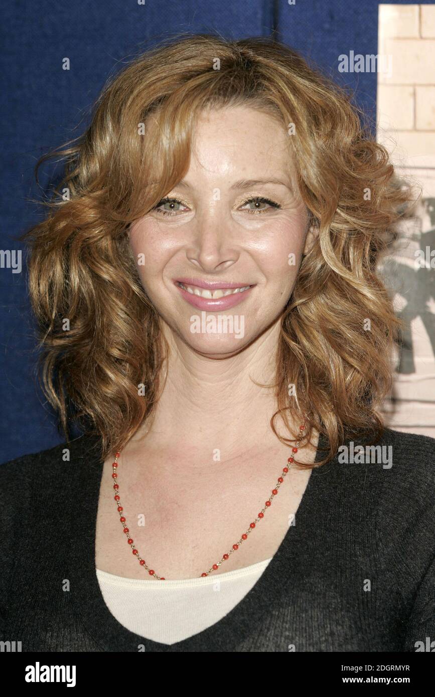 Lisa Kudrow arriving Stock Photo Alamy