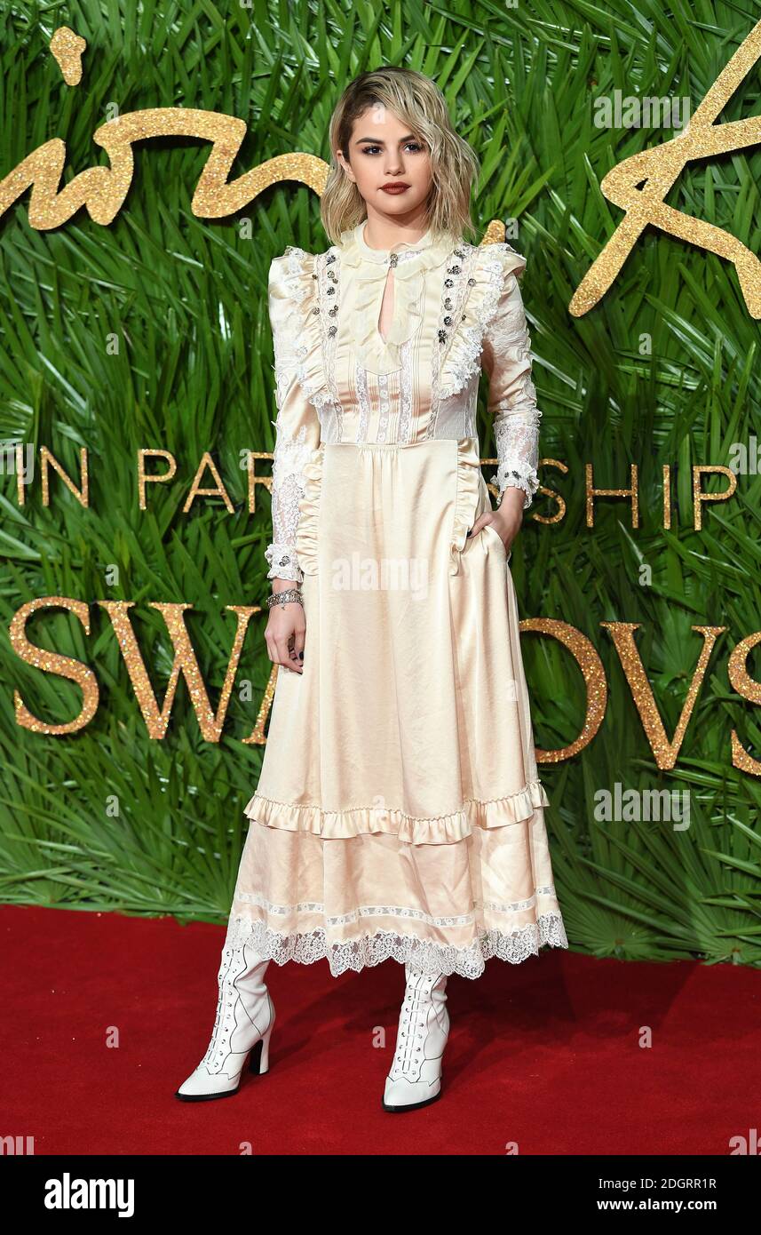 Selena Gomez attending the Fashion Awards 2017, in partnership with Swarovski, held at the Royal Albert Hall, London. Picture Credit Should Read: Doug Peters/ EMPICS Entertainment Stock Photo